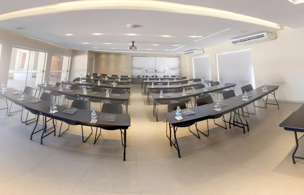 Gales Park Hotel Dourados Εξωτερικό φωτογραφία