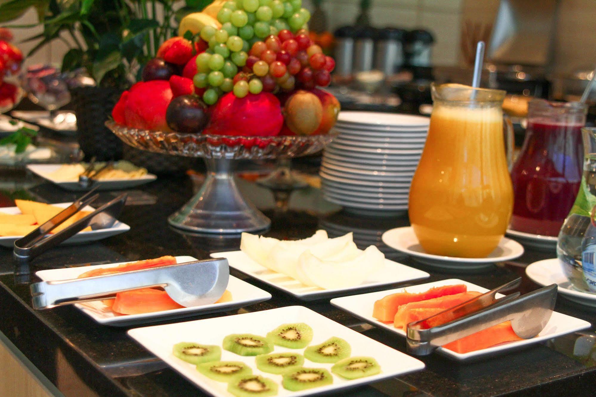 Gales Park Hotel Dourados Εξωτερικό φωτογραφία