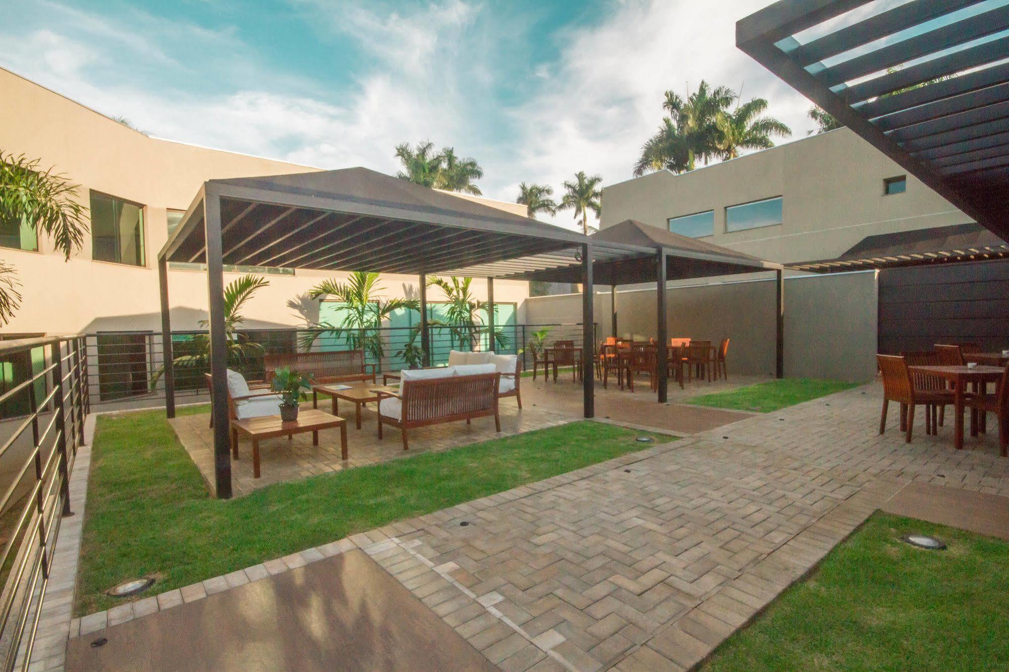 Gales Park Hotel Dourados Εξωτερικό φωτογραφία